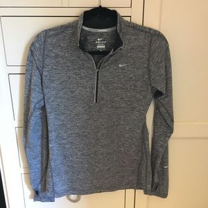 Nike Half ZIP Pullover
